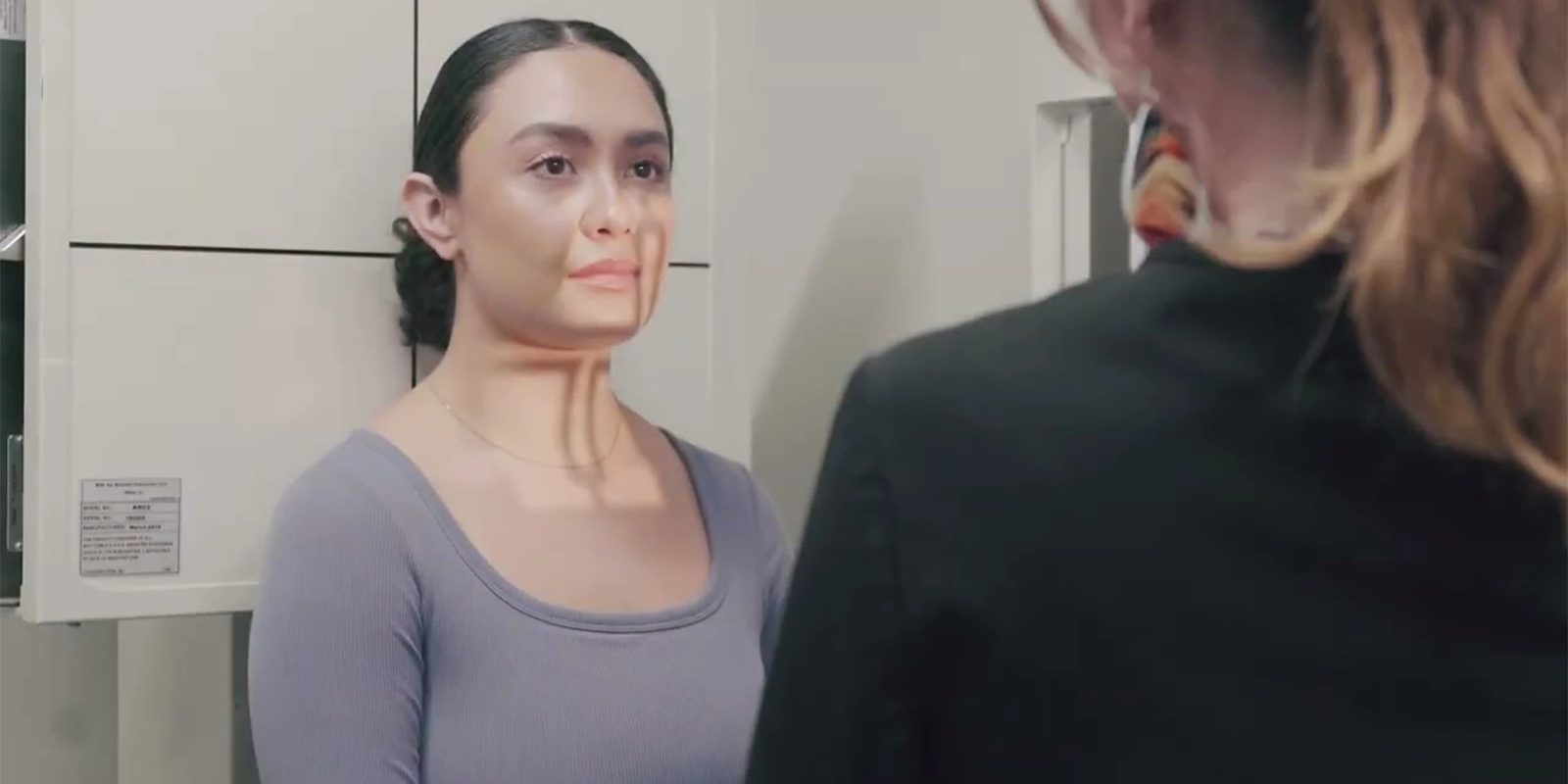 A patient's neck with the nerve pathway highlighted, from SHIFT Chiropractic's own video